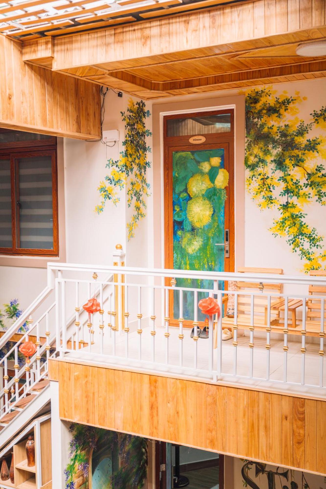 ホテル St House Dalat エクステリア 写真