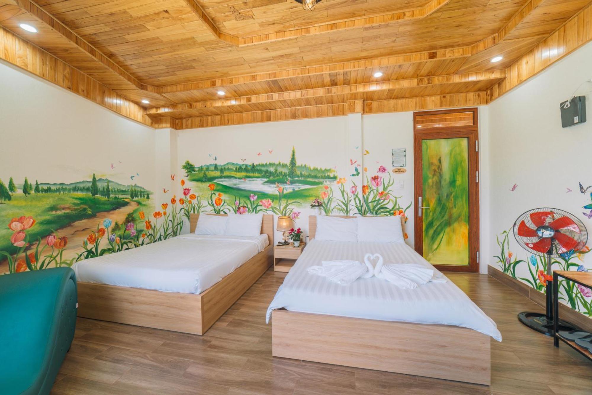 ホテル St House Dalat エクステリア 写真
