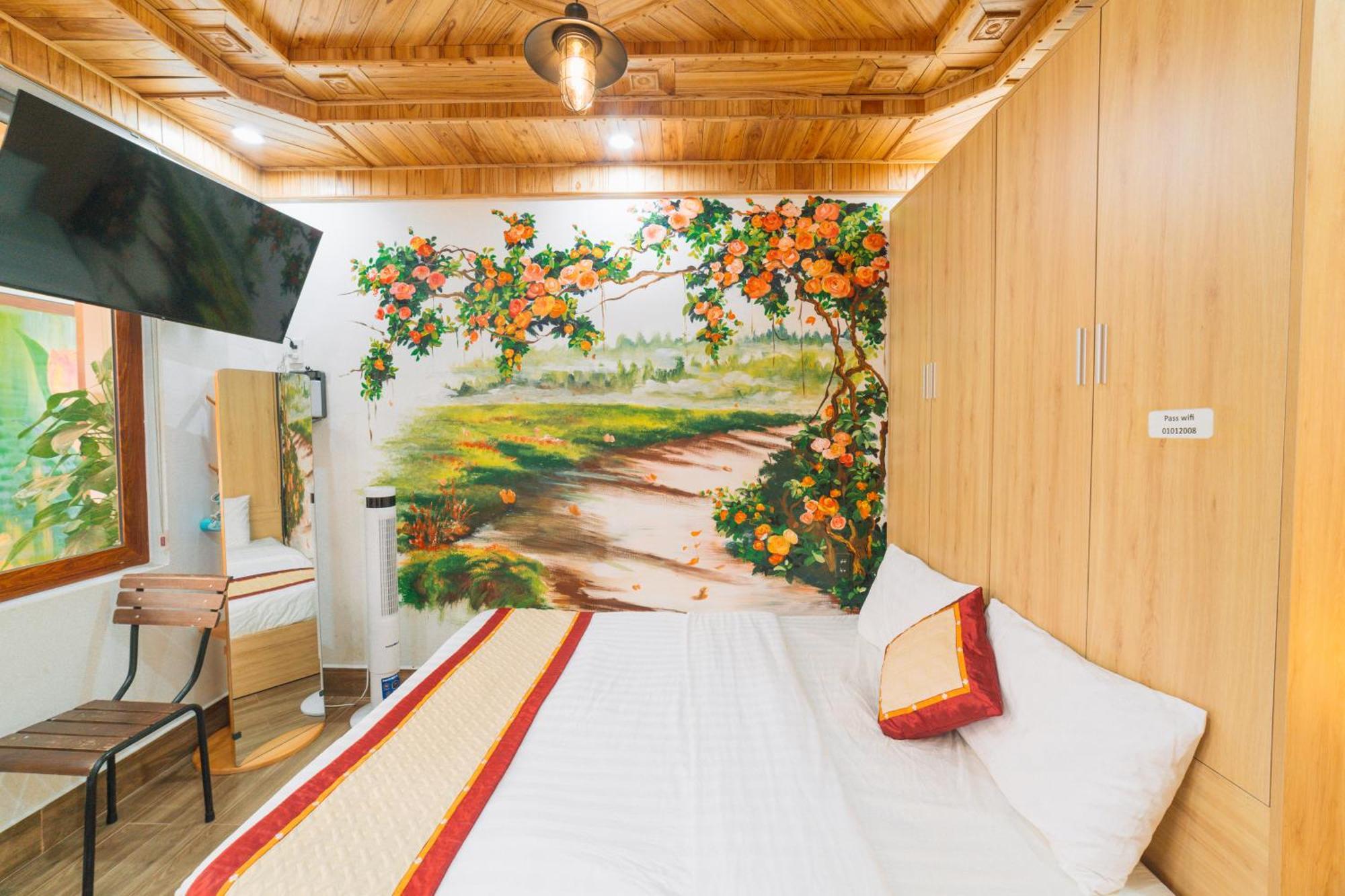 ホテル St House Dalat エクステリア 写真