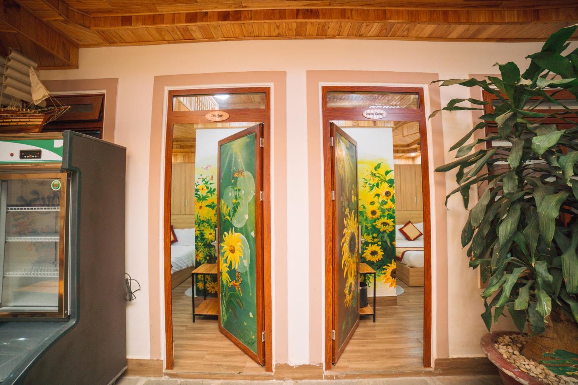 ホテル St House Dalat エクステリア 写真