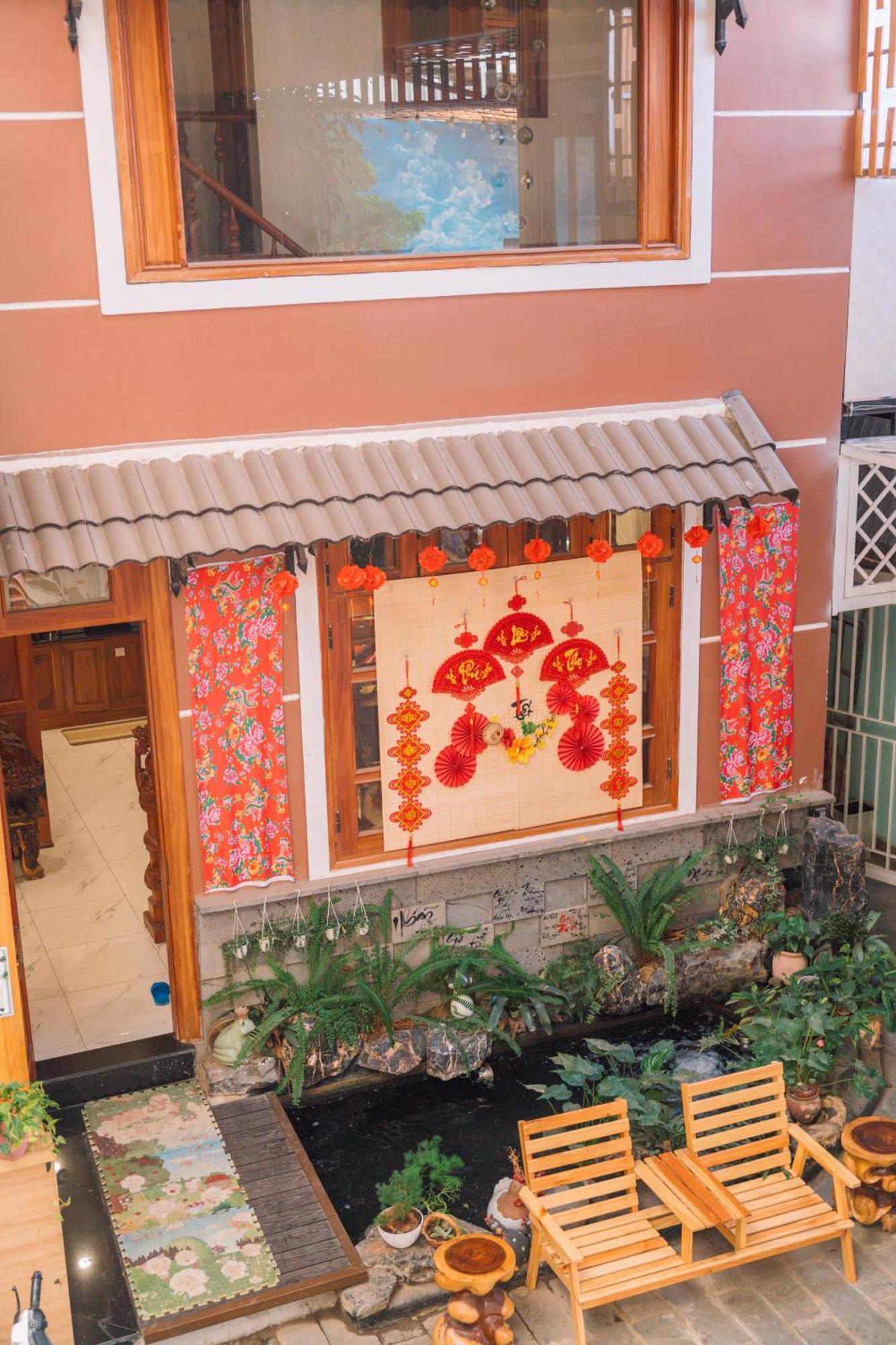 ホテル St House Dalat エクステリア 写真